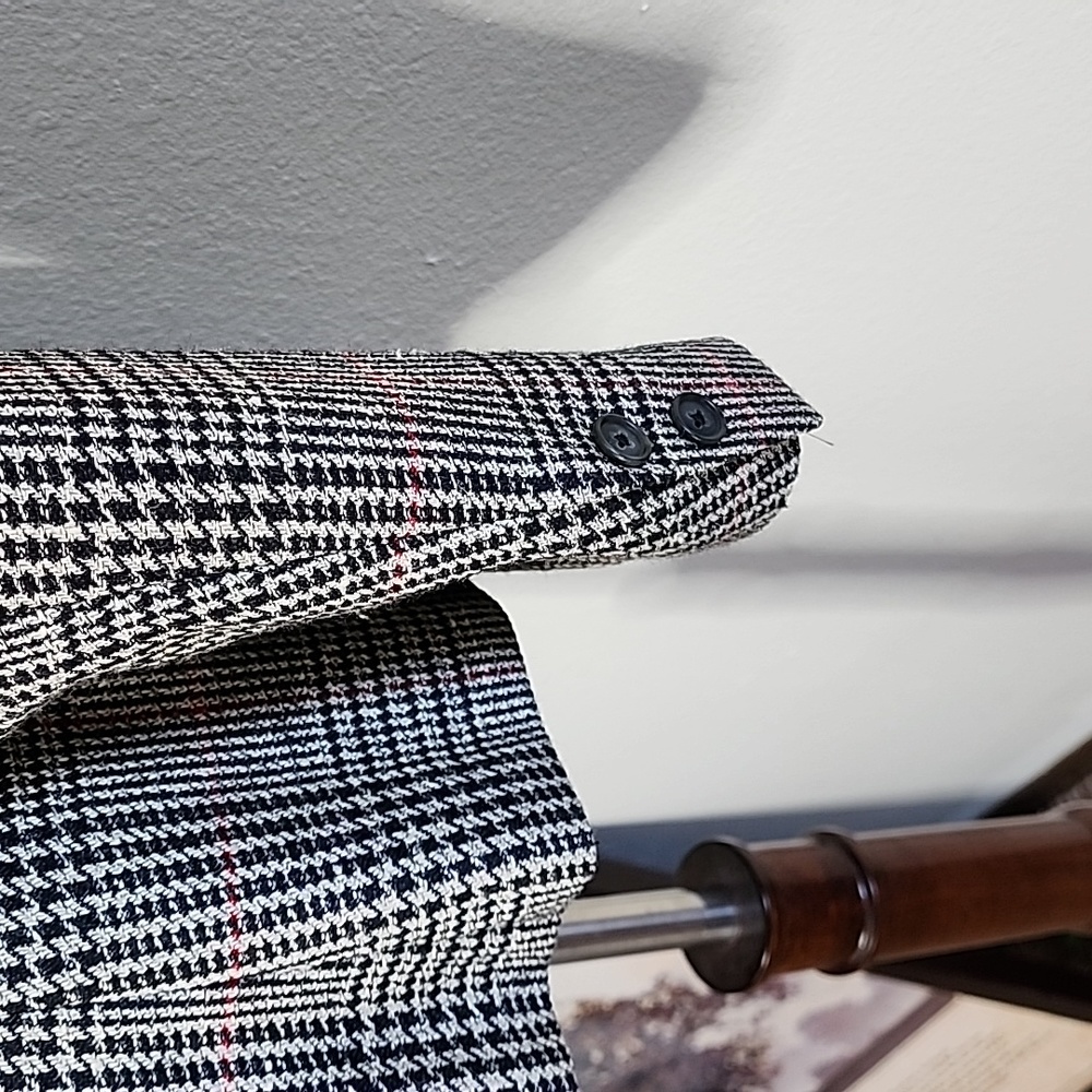 AUTHENTIC Vintage Burberry Herringbone Coat Dinner Jacket Business Elegant Luxe - Picture 14 of 15